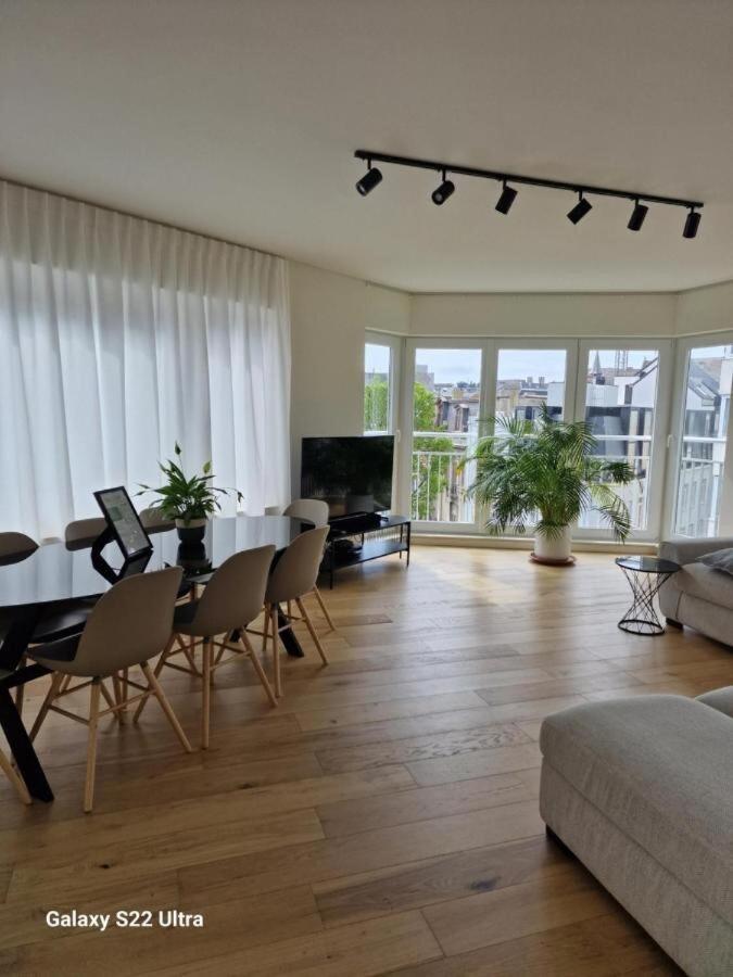 Luxury Renovated 3 Rooms Apartment Ostend Exterior photo